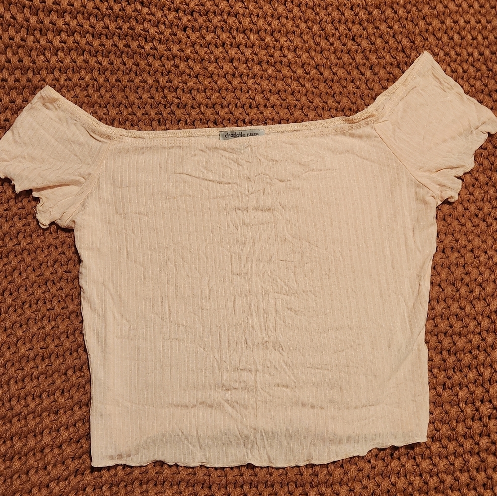 Super cute top!